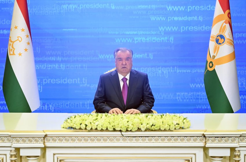  Паёми Пешвои миллат ба вакилони  Анҷумани XVI нависандагони Тоҷикистон