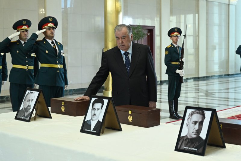  Эй қаҳрамоншаҳидон, васли Ватан муборак!