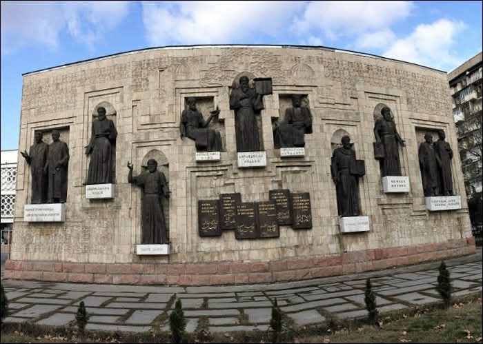  Нахустмояи бунёдкорӣ (Музокирот аз маҷлиси Садорати ИНТ)